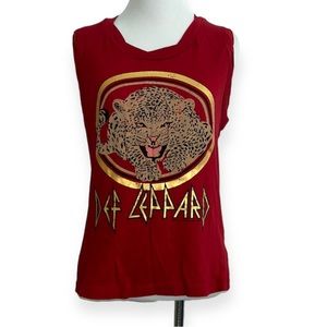 Chaser small Def‎ Leppard twist tank top
